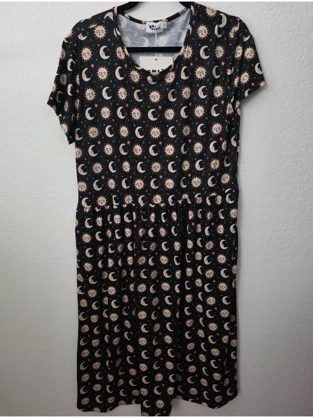 NWT Em & Sprout Black Sun & Moon Print Midi Dress